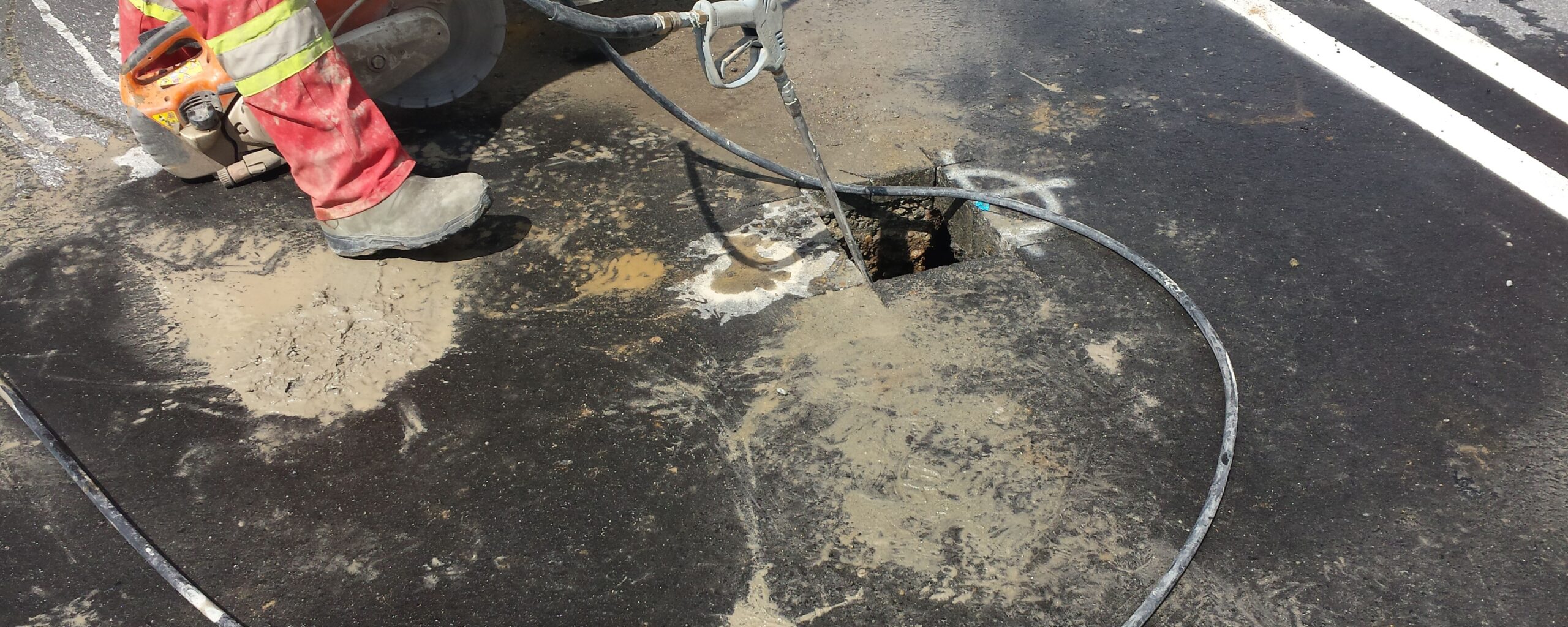 High-pressure surface cleaning and blasting for industrial flooring